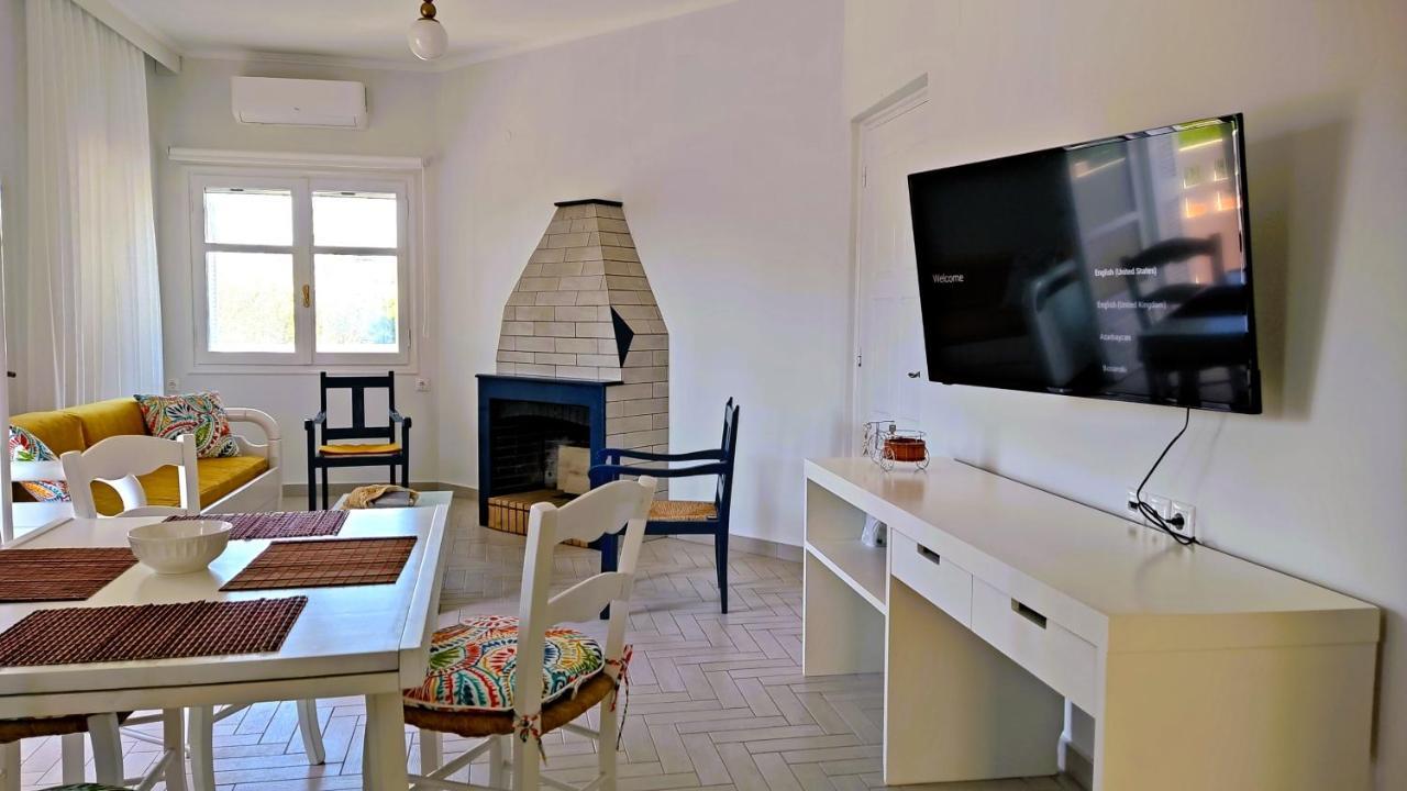 Tarmaros Apartments Sissi Eksteriør bilde